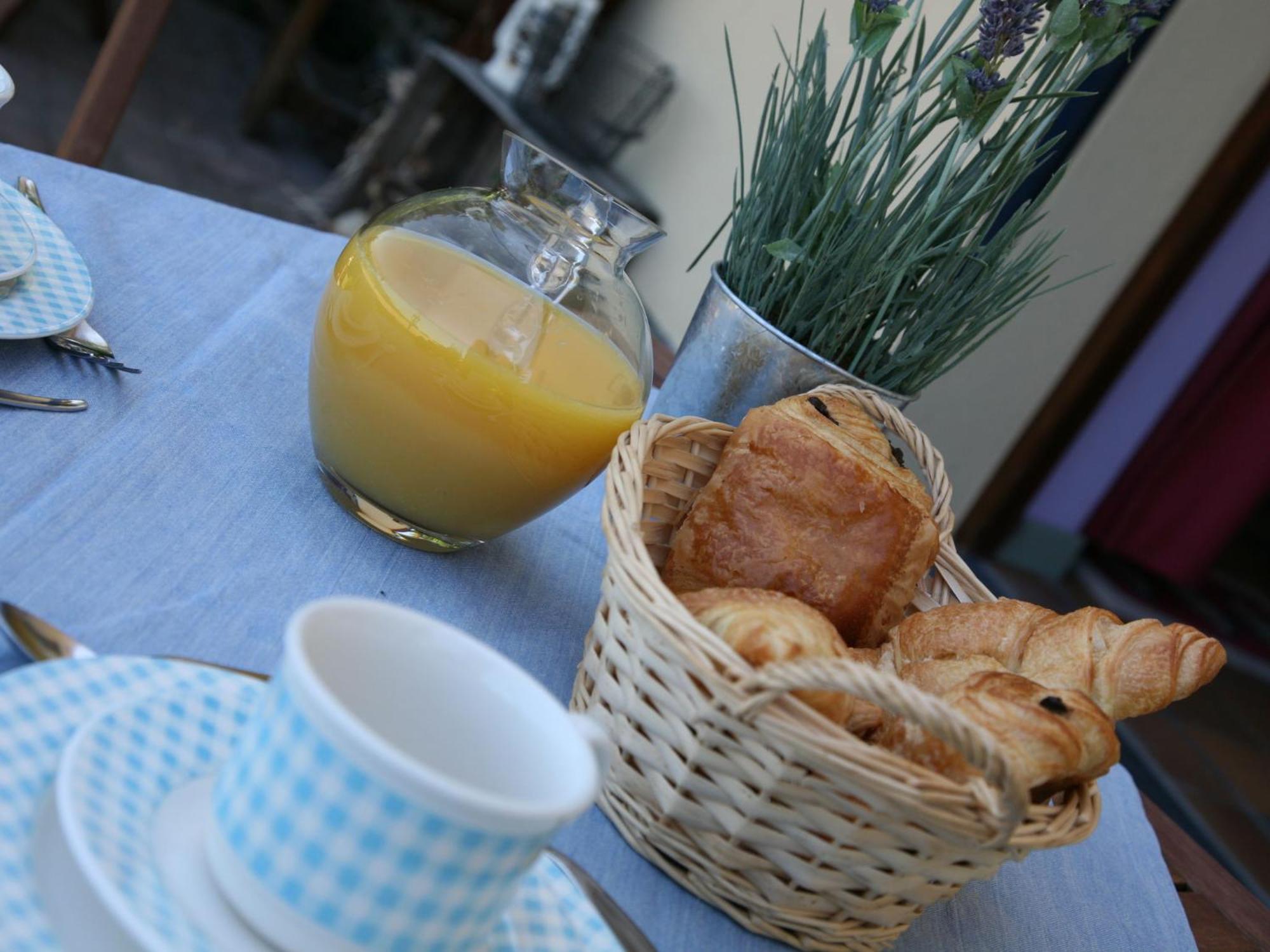 Peaceful Cottage In Ardennes With Private Terrace Bastogne Ngoại thất bức ảnh